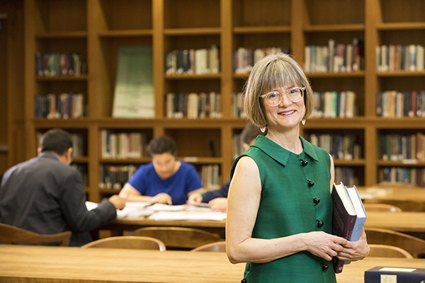 Faculty member in the MLC reading room